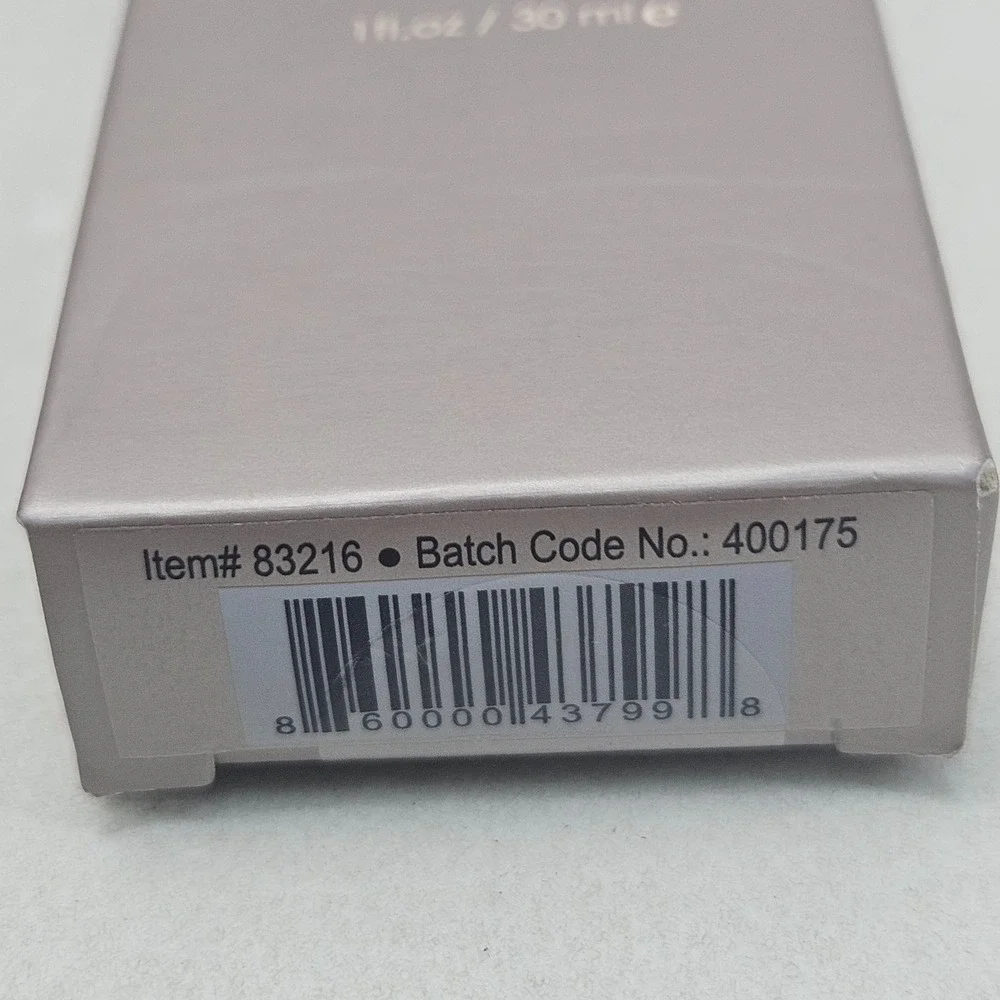 MANNA KADAR BEAUTY Photo Finish‎ Foundation 1 OZ C3 Flawless Linen #83216 Tube